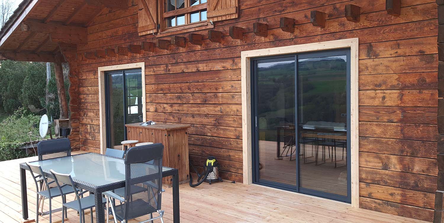Renovation et menuiserie extérieure à Villaz